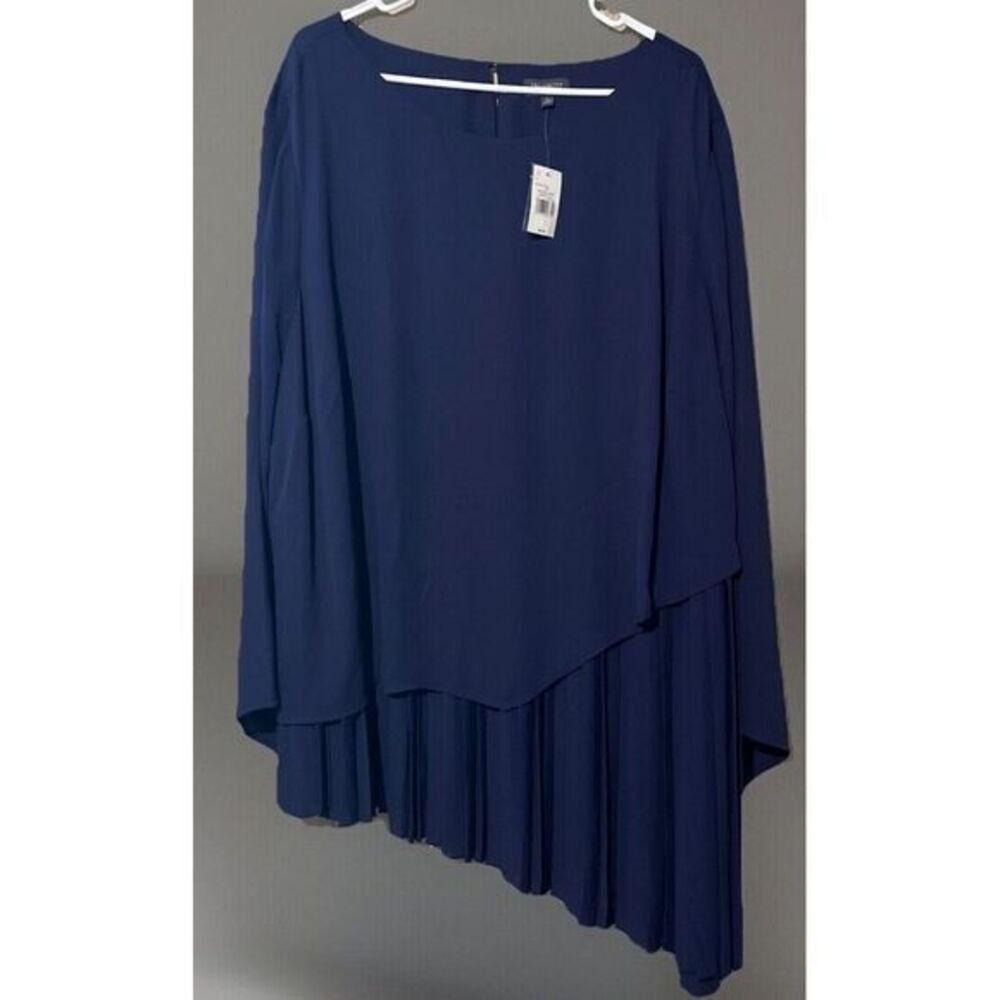 The Limited Ladies Plus Size 3XL Top Beautiful Astral Aura Purple New With Tags
